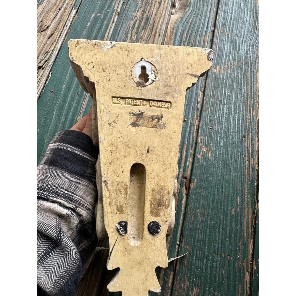 Vintage Style Ornate Wall Corbel Shelf Bracket French Country Distressed Cream
